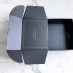 E flute corrugated mailer box with hot foil logo